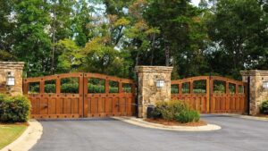 Wooden gate repair in Walnut-Creek, CA